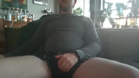 Snapshot of k00fler_08 chatting on January 14, 10:23 pm koof online show from January 14, 10:23 pm