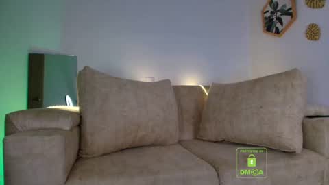 Kayli online show from August 7, 2:32 am