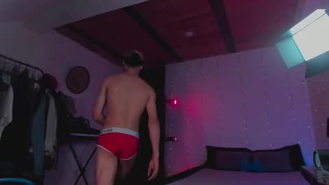 Kael Owens online show from November 29, 5:53 pm