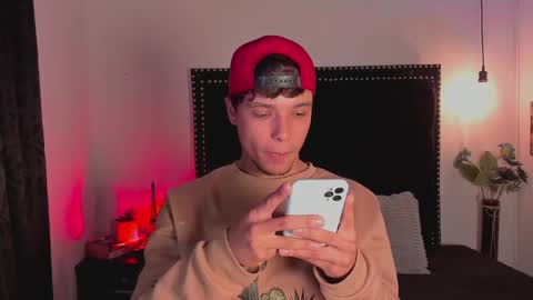 Kael Owens online show from February 9, 5:40 am