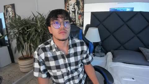 kai_storn online show from March 27, 11:33 am