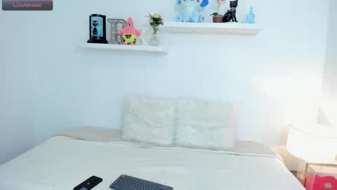 Snapshot of kailua_rose chatting on September 23, 8:37 pm KailuaRose online show from September 23, 8:37 pm