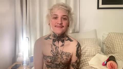 Kairo Kox online show from March 3, 11:56 pm