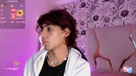 kaisage_tay online show from May 2, 3:12 am