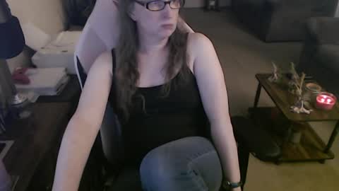 Camprincess331 online show from May 4, 1:12 am
