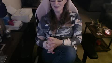 Camprincess331 online show from May 24, 1:35 am