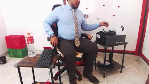 Kaleth online show from February 9, 1:31 am