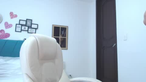 Snapshot of kam_lopez chatting on March 11, 10:53 pm Kamilalopez online show from March 11, 10:53 pm