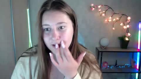 kamilla_love_ online show from May 21, 1:39 pm