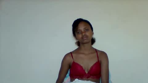 kamillah69 online show from January 12, 1:40 pm