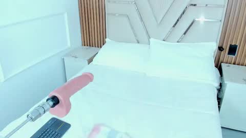 Kaori Doll online show from September 13, 12:29 pm