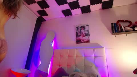 kaoz_33 online show from March 2, 11:20 pm