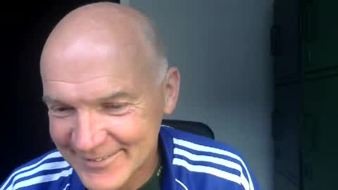 Robbie online show from June 12, 4:55 am