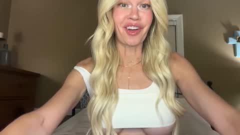 kara online show from November 14, 2:03 am