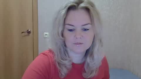 karennelsonx online show from September 26, 12:35 pm