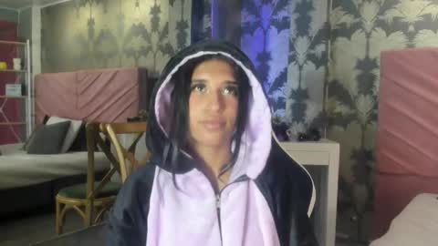 Karina online show from October 6, 7:10 pm