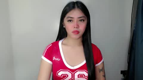 I AM BELLE online show from May 4, 1:28 pm