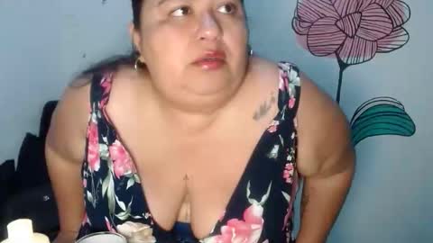 karissa online show from January 12, 9:38 am