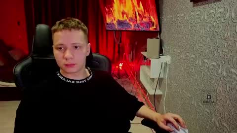 karl night online show from April 14, 6:22 pm