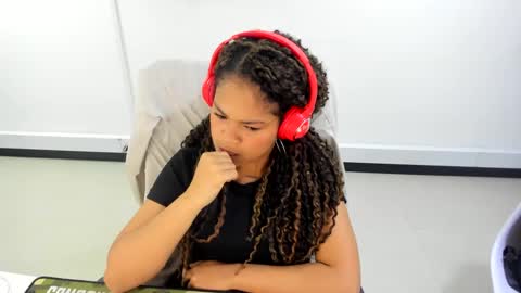 karla_cg online show from March 6, 10:26 pm