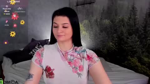 karlenegriess online show from February 20, 1:16 am