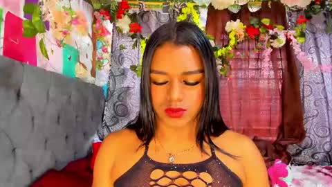 KARLY.  online show from July 29, 11:32 am