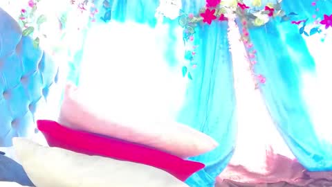 KARLY.  online show from November 15, 2:40 pm