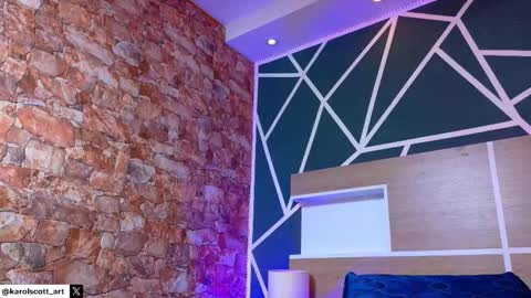 KAROL SCOTT online show from November 19, 9:13 pm