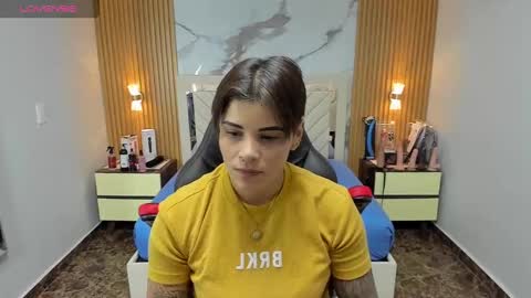 Karol and Luna online show from November 4, 7:15 pm