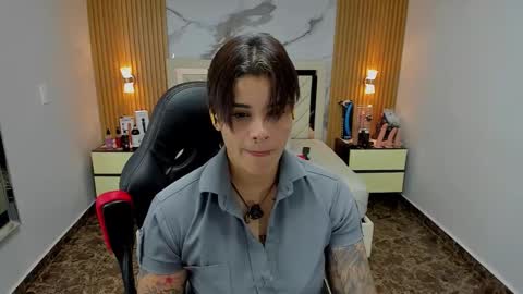 Karol and Luna online show from November 18, 7:17 pm