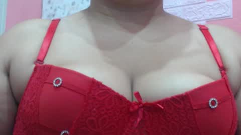 karolbb21 online show from March 14, 10:25 pm