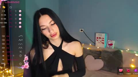 Kira online show from May 4, 1:34 am