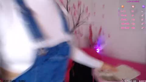 Karolina 3 online show from April 18, 7:58 pm