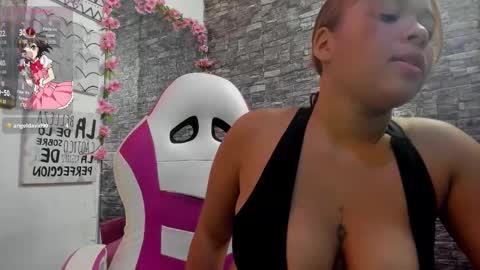 KAROLL online show from February 10, 1:47 pm