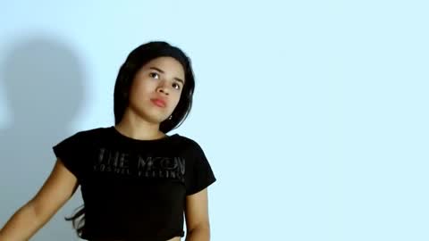 karol online show from April 27, 5:21 pm