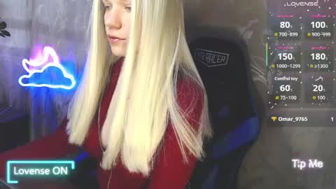 Caroline Fox online show from April 11, 8:07 am