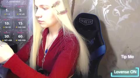 Caroline Fox online show from March 12, 11:14 am