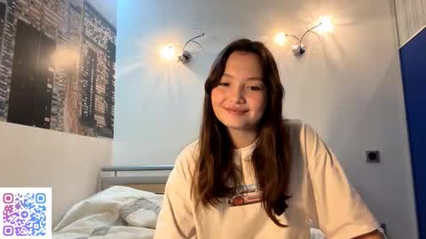 Snapshot of kassandrataulbee chatting on September 18, 10:08 am Kira online show from September 18, 10:08 am