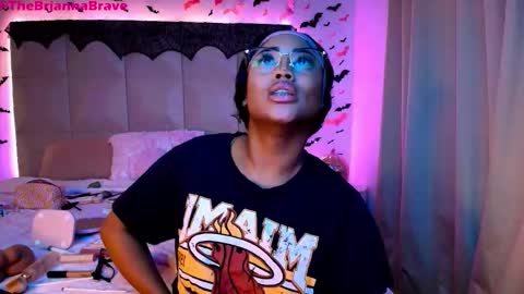 BriannaBrave online show from October 15, 4:27 am