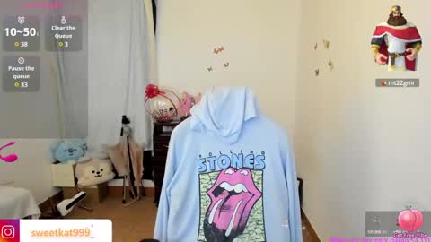 Snapshot of kat_ly_chan chatting on January 31, 6:47 pm Kat       online show from January 31, 6:47 pm