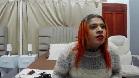 kataleya_zuluaga online show from February 16, 3:26 am