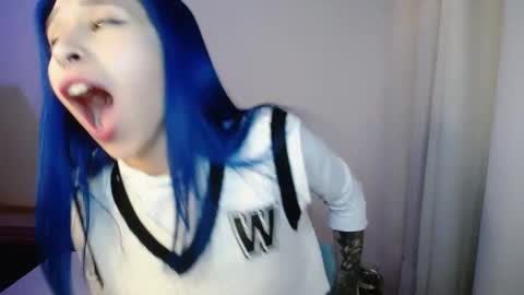 Maca online show from November 10, 10:45 pm