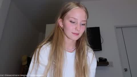 Snapshot of katcontrol chatting on October 28, 5:14 pm katcontrol online show from October 28, 5:14 pm