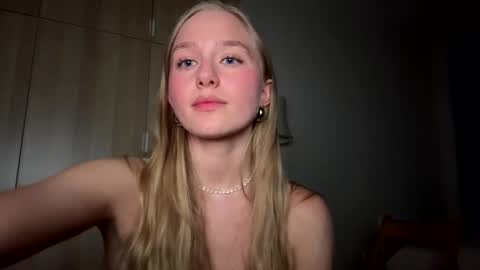 Snapshot of katcontrol chatting on March 9, 9:36 pm katcontrol online show from March 9, 9:36 pm