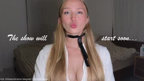 Snapshot of katcontrol chatting on October 21, 6:11 pm katcontrol online show from October 21, 6:11 pm