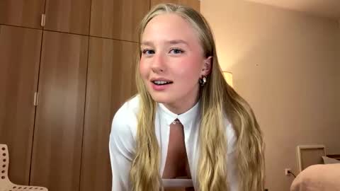 Snapshot of katcontrol chatting on March 9, 6:32 pm katcontrol online show from March 9, 6:32 pm