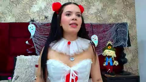 Kate online show from October 31, 8:42 pm