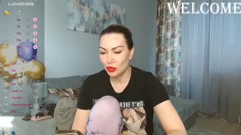 Therapist online show from March 8, 5:07 am