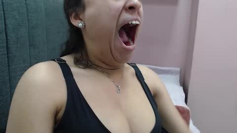 Kari online show from September 9, 1:33 pm