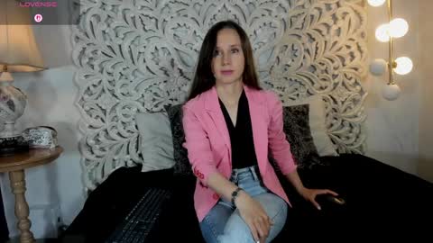 Kathe  online show from April 14, 10:40 am